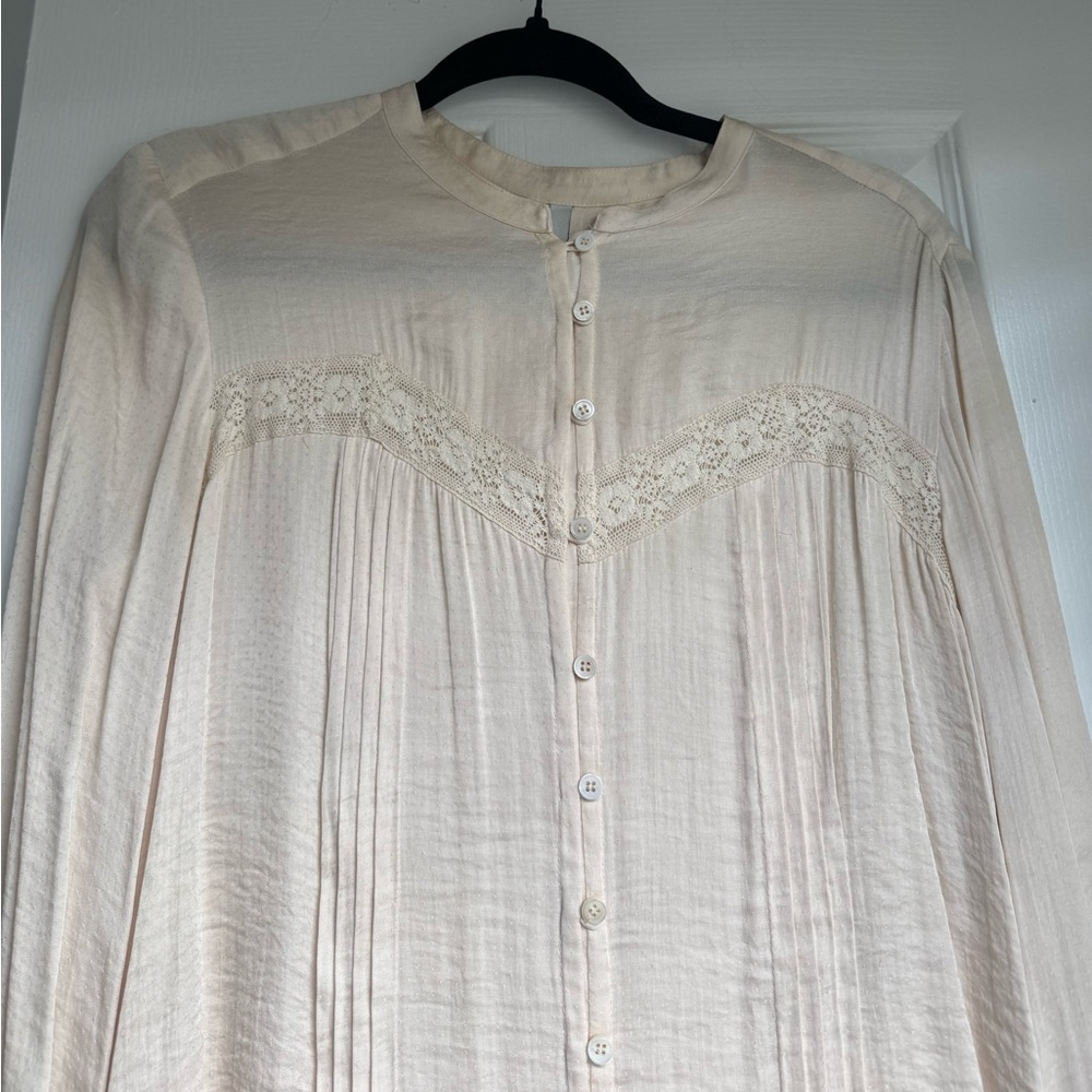 Mango Cream Button-Up Blouse